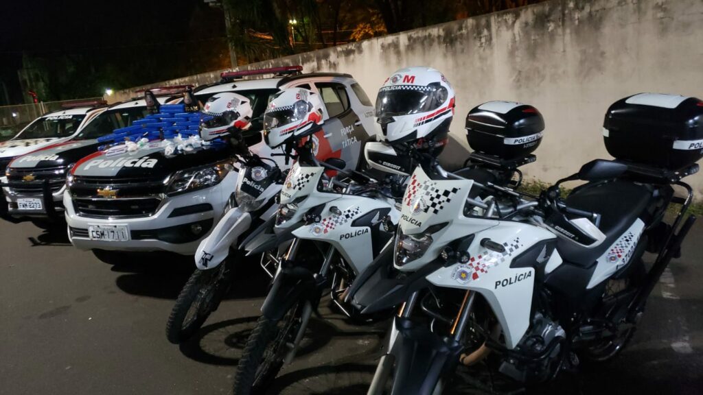 Equipe de ROCAM prende mulher com mala lotada de drogas em Rio Claro - Grupo Rio Claro SP Equipe de ROCAM prende mulher com mala lotada de drogas em Rio Claro - Grupo Rio Claro SP