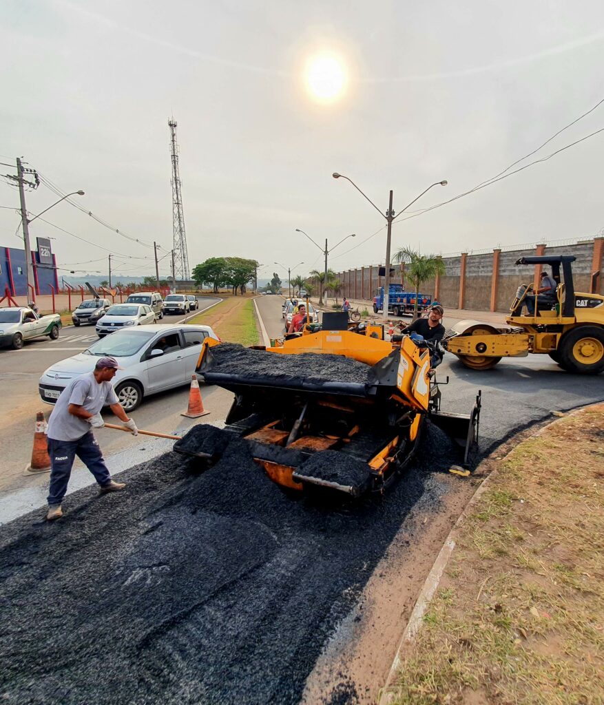Prefeitura mantém trânsito fechado na Castelo Branco - Grupo Rio Claro SP Prefeitura mantém trânsito fechado na Castelo Branco - Grupo Rio Claro SP