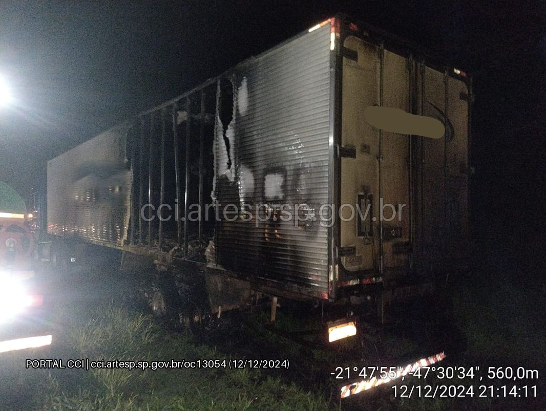 Incêndio em carreta causa congestionamento de 3 km na Rodovia Anhanguera - Grupo Rio Claro SP