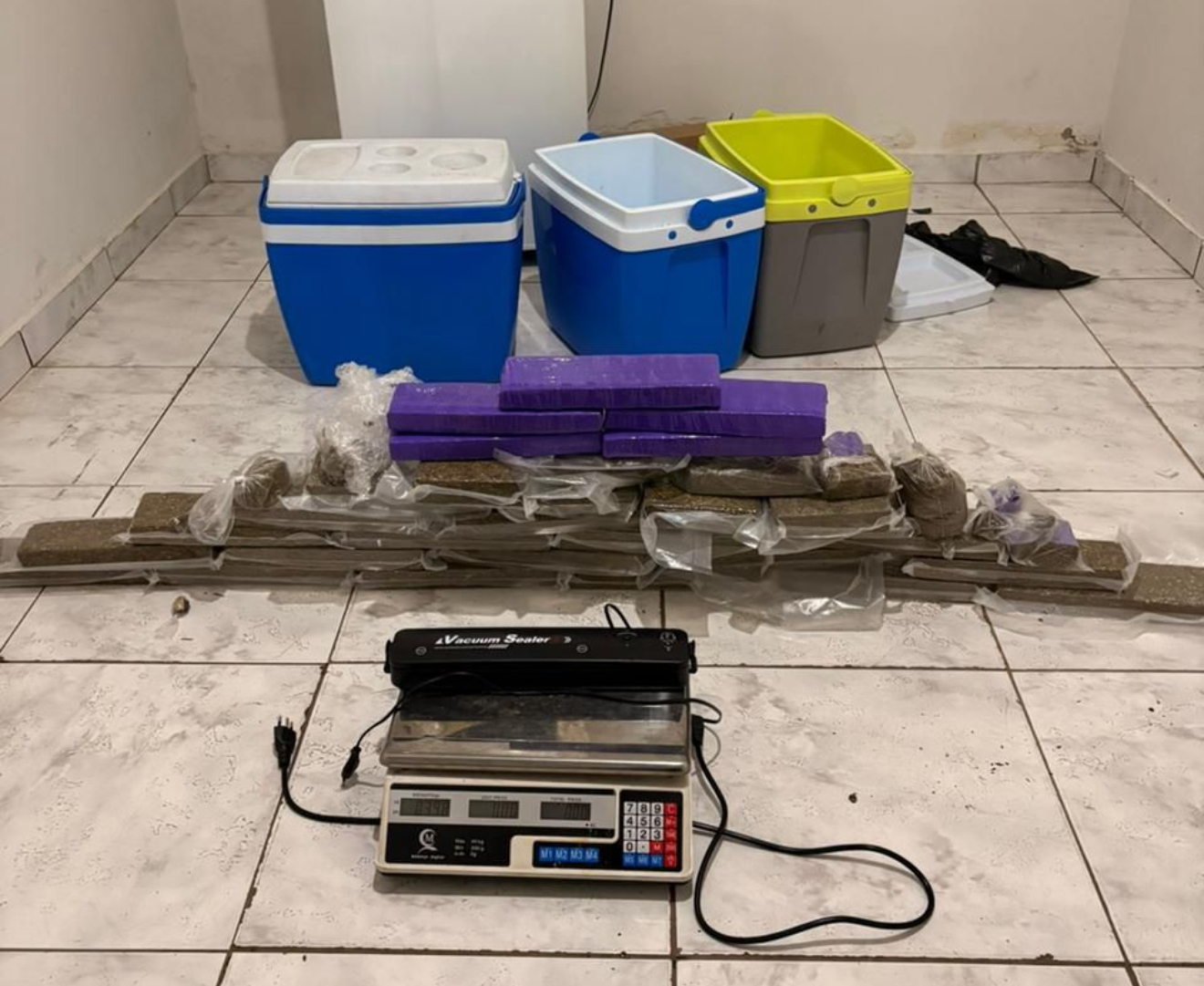 BAEP prende dupla com drogas, armas e munições em Rio Claro - Grupo Rio Claro SP